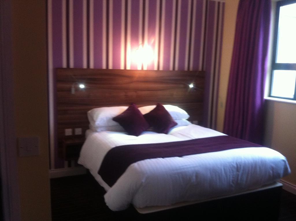 Mourne Country Hotel Ньюри Номер фото