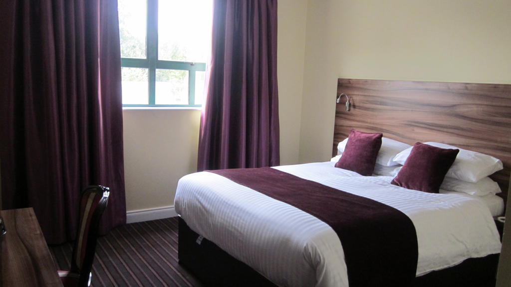 Mourne Country Hotel Ньюри Номер фото